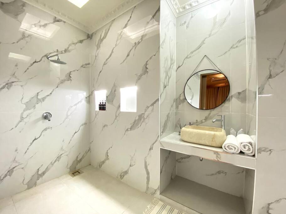 Cozy 3 Bedroom In Villa Seminyak (Bali)